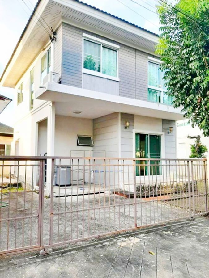 ม.เกษมบัณฑิต MRTมีนบุรี 2.1 กม. ร่มเกล้า 1.2กม. 3 นอน บ้านเดี่ยว 2 ชั้น 52 ตร.วา 208ตร.ม 3แอร์ บิ๊กซี สุขาภิบาล 3 เพอร์เฟค สุวรรณภูมิ