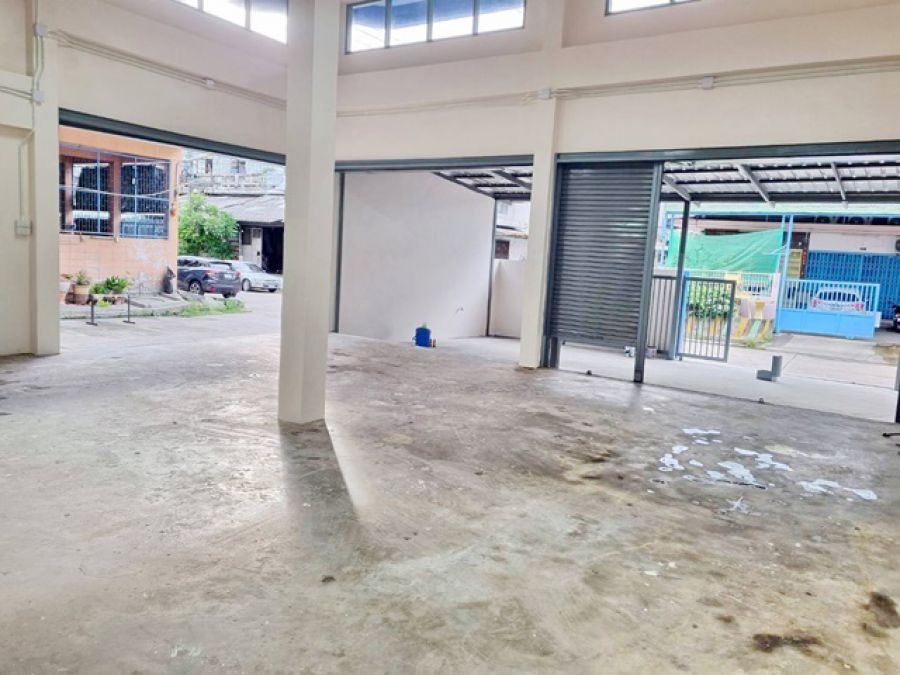 โครตใหญ่ 2คูหา 60ตร.วา. อาคารพาณิชย์ 4ชั้น ห้องมุม MRTหลักสอง 2.1 กม.  2-4นอน 3น้ำ เดอะมอลล์ บางแค 2.3 กม.60 ตร.วา.240 ตร.ม. ม.สยาม 5.4 กม.