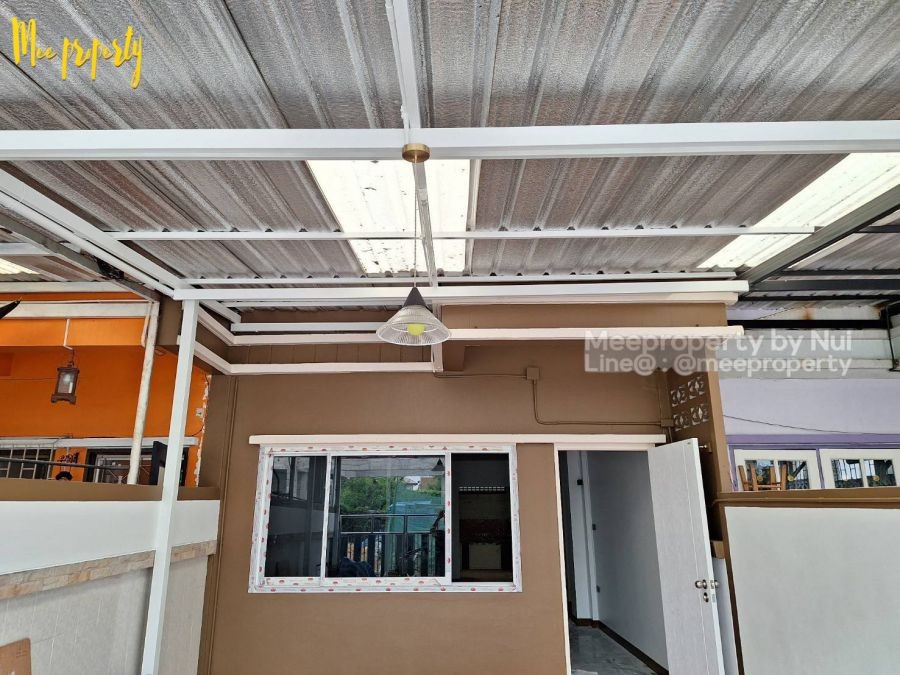 ขายถูกที่สุด‼️ ทาวน์โฮม 3 ชั้น รีโนเวทใหม่ นวมินทร์ 85 ใกล้รถไฟฟ้า BTS สายสีเหลือง สถานีบางกะปิ. ขนาด 20 ตร.วา พท 120 ตร.ม. ME-174