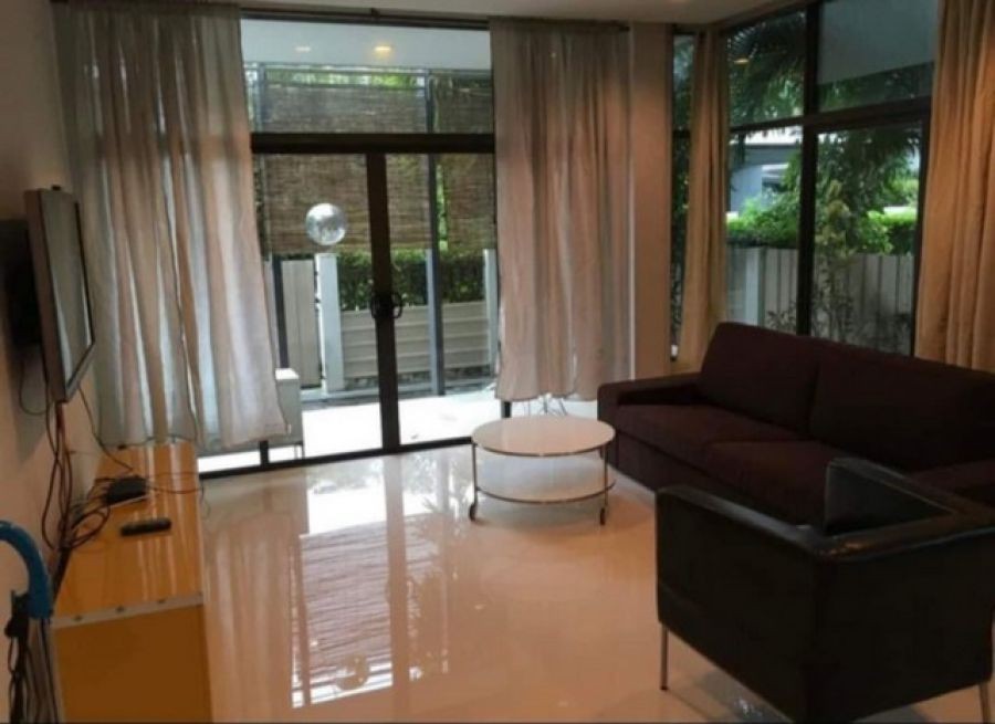 P72 ให้เช่า บ้านเดี่ยว เศรษฐสิริ ศรีนครินทร์ – พระราม 9 Setthasiri Srinakarin-Rama9 ซอยกรุงเทพกรีฑา 7 หรือรามคำแหง 60 เดินทางสะดวก