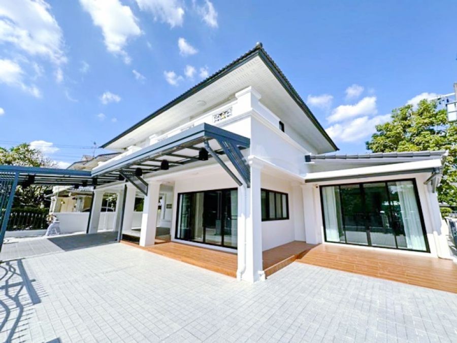 ใหม่หรูหรา จัดเต็มเฟอร์ perfect-place ram 164 คฤหาสน์ หลังหัวมุม 2 ชั้น  เครื่องใช้ไฟฟ้าใหม่ทั้งชุด 4นอน 4น้ำ 8 ตร.วา.260ตร.ม.