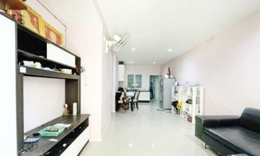 พระราม 2 ขาย-เช่าบ้าน วิเศษสุขนคร 900ม. พันท้ายนรสิงห์  2ชั้นหลังมุม 4นอน โกลเด้นท์ ซีเจ 3 น้ำ  23ตร.วา.รร.วัดแสมดำ 1.9 กม.