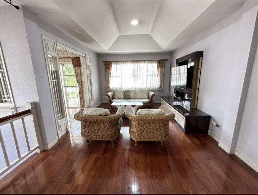 For Rent  Luxury Detached House 4 Bed in Nuntawan Suanluang R9 Park Village