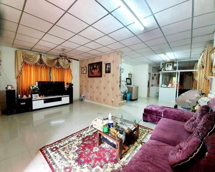 จัดเต็มเฟอร์ 6 นอนโลตัส บางแค 1.8 กม.MRT บางแค 1.8 กม.  ให้เช่า บ้านเดี่ยว 2 ชั้น  รร.เซนต์ปีเตอร์ธนบุรี  ม.สยาม 3.8 กม.58 ตร.วา.250 ตร.ม.