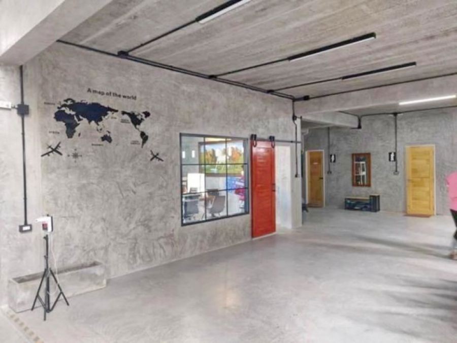 ตลาดรัตนากรอมตะ 1.1 กม.ถูกที่สุดในโลก โกดัง ออฟฟิศ 2 ชั้น  2 แอร์ 589 ตร.ม.147 ตร.วา.ให้เช่า แยก ดอนหัวฬ่อ โรบินสันชลบุรี อมตะ 1.4 กม.