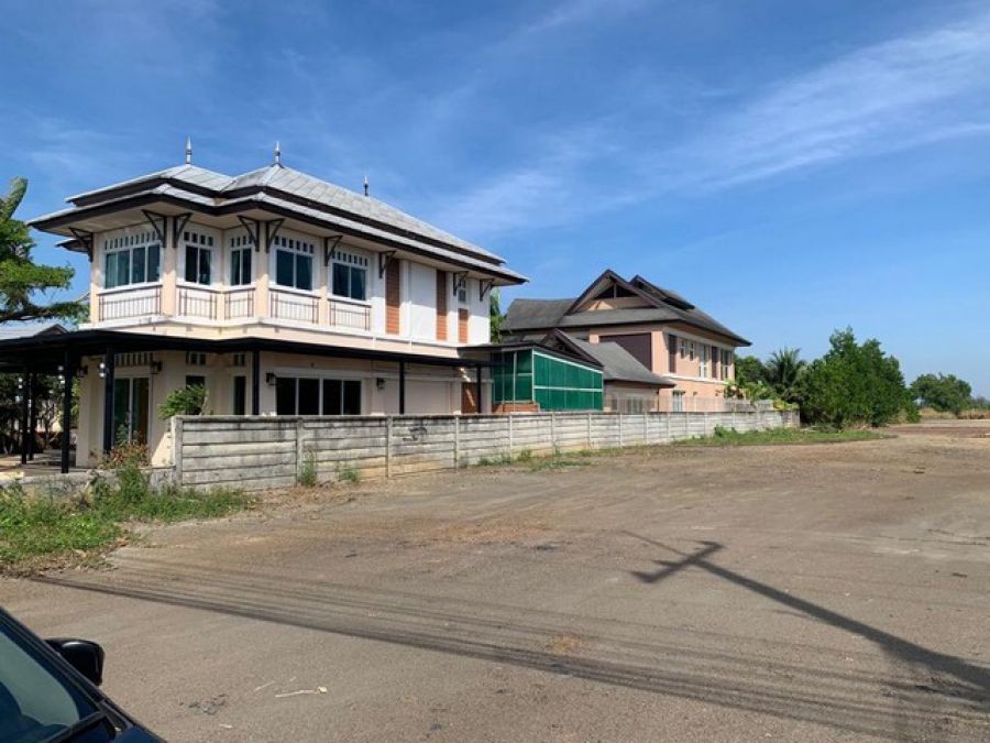 ที่ดิน ที่ดินใกล้ทะเล ท่าใหม่ จันทบุรี พื้นที่ =  0 ตร.ว. 2 งาน 4 Rai 28000000 THB ไม่ไกลจาก ห่างชายทะเลเพียงถนนคั่นประมาณ 50 ม.  Hot