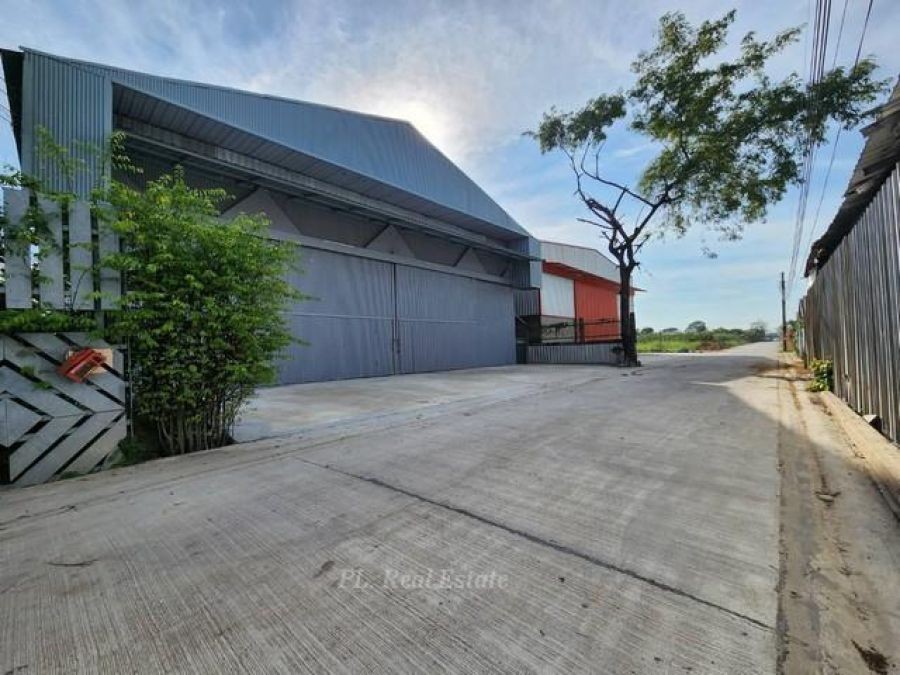 ให้เช่าออฟฟิศพร้อมโกดัง500 ตร.ม. ย่านวัชรพล ห้าแยกวัชรพล สุขาภิบาล5 เหมาะสำหรับเก็บสินค้า