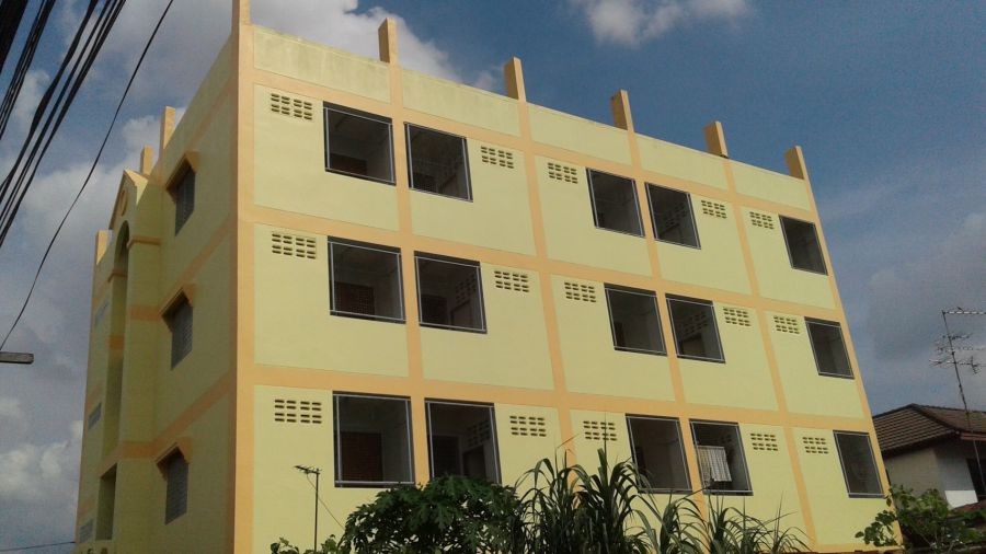 ให้เช่าอพาร์ทเม้นท์คูคตพื้นที่ 98 ตารางวา พื้นที่ใช้สอย 720 ตารางเมตร จำนวน 39 ห้อง (พื้นที่ห้อง 20 ตารางเมตร)พร้อมอยู่ราคา150000 ต่อเดือน