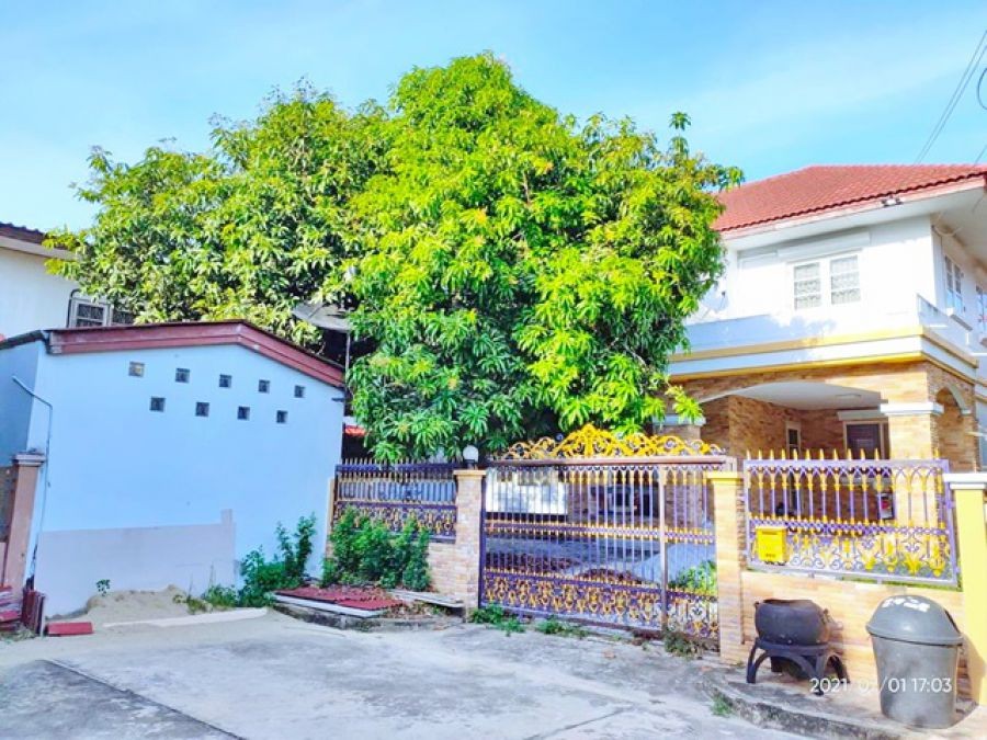 เฟอร์ครบให้เช่า คฤหาสน์ 2ชั้น ฉลองกรุง 22-26 สนามบินสุวรรณภูมิ 2.9 กม. 3นอน 2น้ำ .4แอร์ 64ตร.ว. 250 ตร.ม. พระจอมเกล้าลาดกระบัง 3.5 กม.