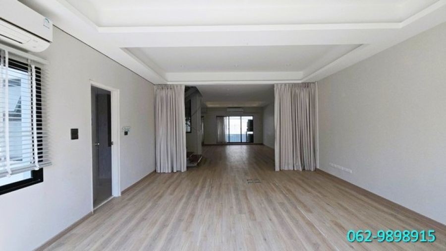 ให้เช่าทาวน์โฮม 4 ชั้น ซอยอารีย์ 2  โครงการราชครู เรสซิเดนซ์  ทำเลดีมาก