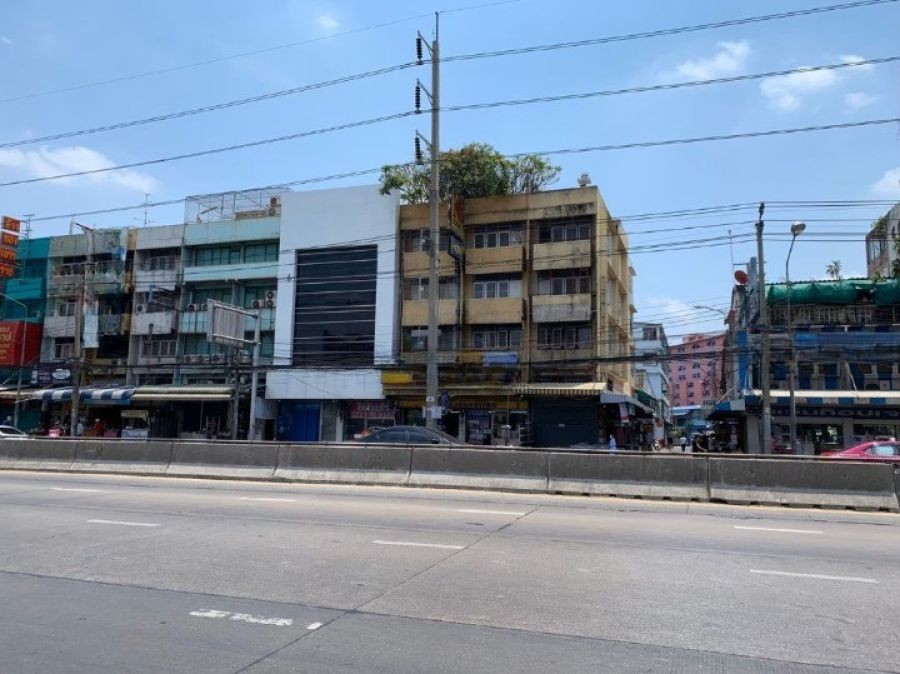 อาคารพาณิชย์ 2 คูหา 4 ชั้น พันธุ์ทิพย์ งามวงศ์วาน 200 ม ทำเลทอง เดอะมอลล์ งามวงศ์วาน 400ม  ตีทะลุกัน 36 ตร.วา.406ตร.ม.ทำเลดี