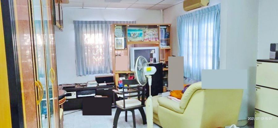 พระจอมเกล้าลาดกระบัง 3.5 กม. สนามบินสุวรรณภูมิ 2.9 กม.ให้เช่า คฤหาสน์ 2ชั้น เฟอร์ครบ 3นอน ฉลองกรุง 22-26 2น้ำ .4แอร์ 65ตร.ว. 255 ตร.ม.