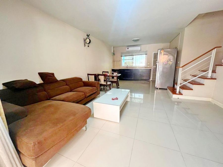 ครัวบิวท์อิน 33ตร.วา อ่อนนุช-วงแหวน ให้เช่า เดอะ พาซิโอ 1.4กม.3นอน ทาวน์เฮ้าส์ 2ชั้น  ลาดกระบัง 12-16  . ARLบ้านทับช้าง 2.9 กม. ลานบุญ 700ม.