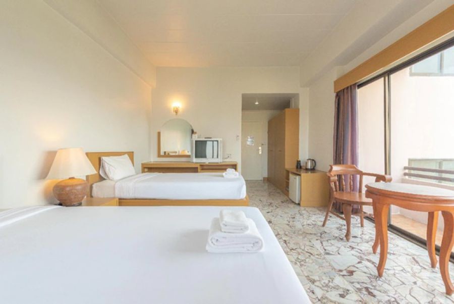 แยกนนทบุรี 1 ให้เช่า โรงแรม 4-5ดาว MRT สะพานพระนั่งเกล้า มองเห็นแม่น้ำเจ้าพระยา เหลือแค่60ห้อง 7ห้องประชุม เกาะเกร็ด ตลาดนกฮูก