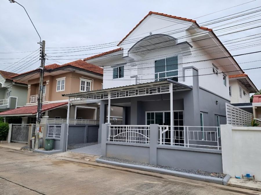 แฟชั่น ทำเล  2น้ำ 40ตร.ว.155ตร.ม.ติดถนนเลียบคลองสอง ให้เช่า บ้านเดี่ยว 2 ชั้น 3นอน บิ๊กซี หทัยราษฎร์ 800ม. ตกแต่งใหม่น่าอยู่