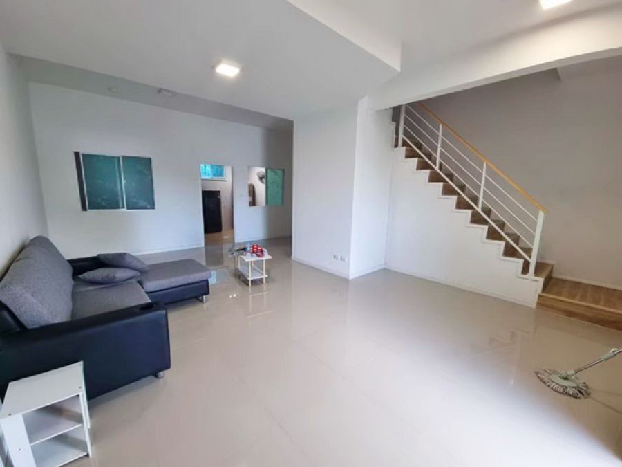 3นอน แยก ธัญบุรี 3.5 กม. ติดถนนใหญ่ เฟอร์หรูครบ บ้านให้เช่า โลตัส รังสิตคลอง7 600ม.  ติดถนน รังสิตนครนายก 2ชั้น 2น้ำ 130ตรม.