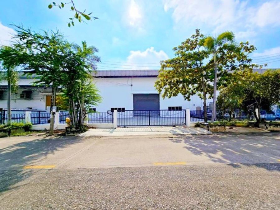 ตลาดเสริมสุข บางบ่อ 2.5 กม. โกดัง คลังสินค้า 1,002 ตร.ม.300 ตร.วาให้เช่า  รพ.บางบ่อ 2.4 กม.สนามกีฬาการกีฬา