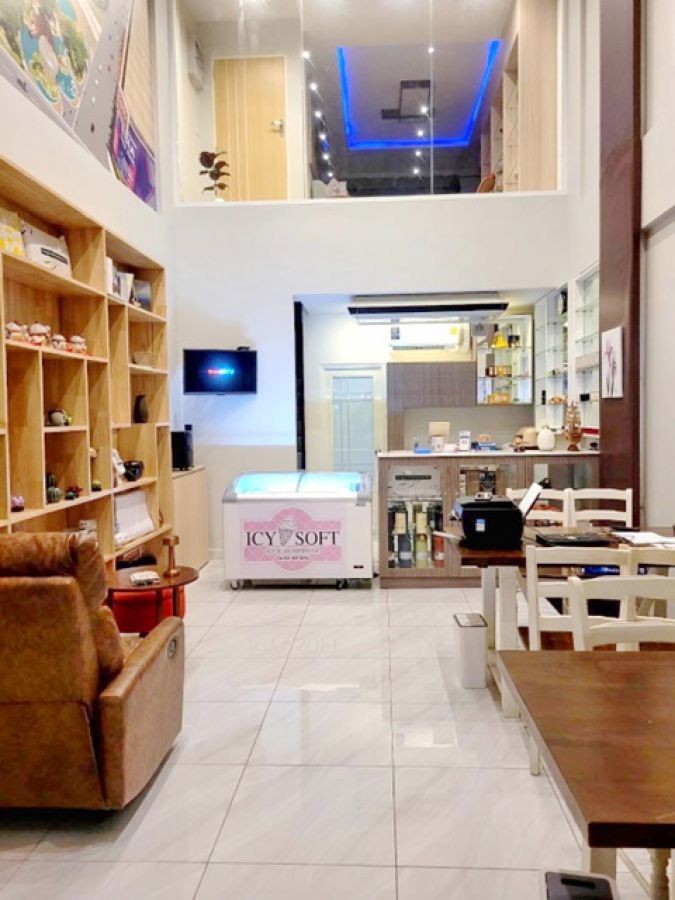 ถูกที่สุดในโลก โลตัส เพชรเกษม 81 700 ม.อาคารพาณิชย์ บิ้วอินตกแต่งพร้อม 3.5 ชั้น หลังมุม สวยงาม สไตล์ Loft New York 4 นอน 3 น้ำ ติดถนนใหญ่