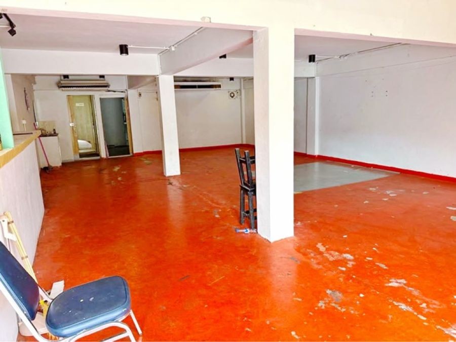 ติดถนน ทำเลดี บิ๊กซี กัลปพฤกษ์ 900 ม.ให้เช่าตึก 2 ชั้น 3นอน  รร.นานาชาติบริติชโคลัมเบีย 0.8 กม.MRT ภาษีเจริญ 2.7 กม.