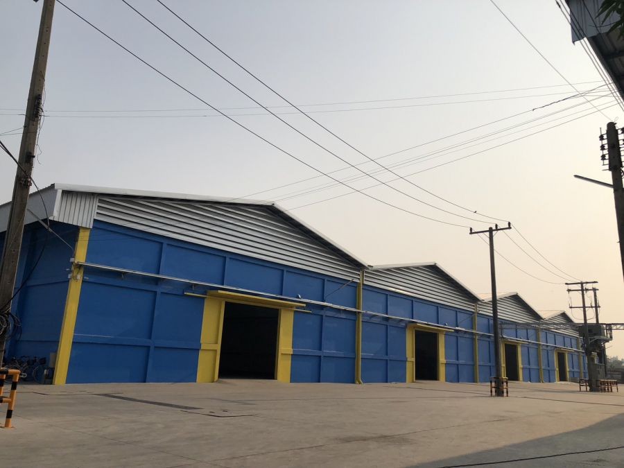 ให้เช่าโกดัง คลังสินค้าใหม่ ริมถนน พหลโยธิน กม. 40 ใกล้มอเตอร์เวย์ตรงข้ามมหาวิทยาลัยธรรมศาสตร์ เดินทางสะดวก