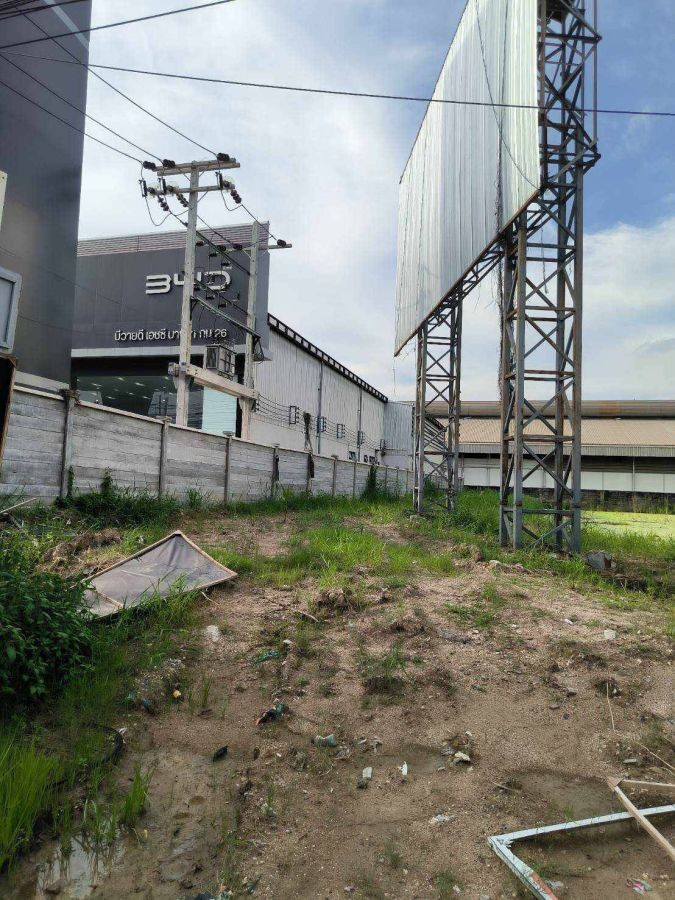 ขายที่ดิน 2-0-15 ไร่ ติดถนน บางนา ตราด กม.25 อยู่ในแหล่งชุมชน ย่านธุระกิจ เหมาะสำหรับ ทำโชว์รูม สำนักงาน ร้านค้า คอนโด