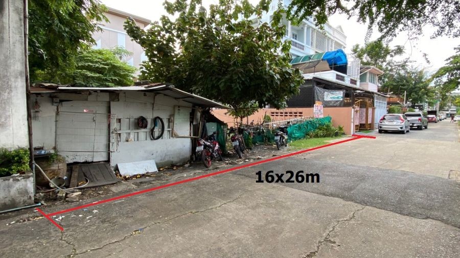 ขายที่ดิน เสนานิคม1 ซอย26 ลัดออกรัชดาภิเษกได้ ใกล้ เกษตรศาสตร์ เนื้อที่104ตารางวา