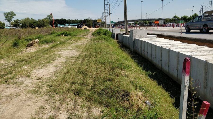 ที่ดิน 11ไร่  ติดถนนกาญจนาภิเษก  ทล  สาย 9 เส้น347  ใกล้ทางต่างระดับเชียงราก-บางปะอิน