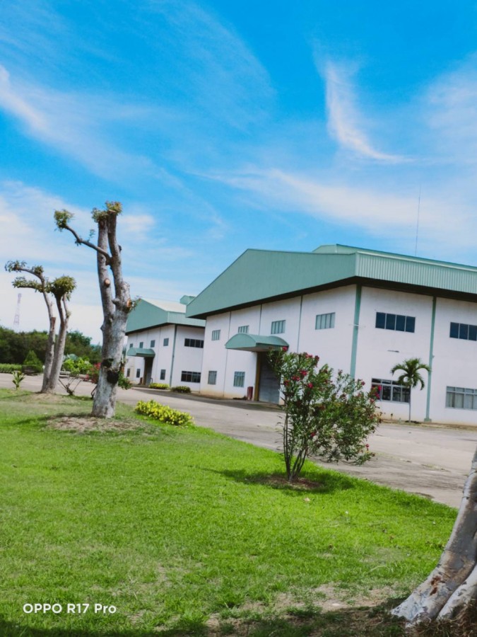 ขายโรงงานบนที่ดิน 97 ไร่ ติดถนนเพชรเกษม ขาเข้ากรุงเทพ กม.178 