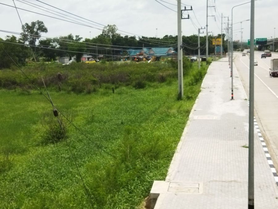 ที่ดิน 11ไร่  ติดถนนกาญจนาภิเษก  ทล  สาย 9 เส้น347  ใกล้ทางต่างระดับเชียงราก-บางปะอิน