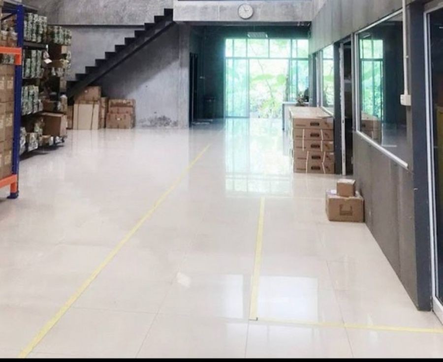 ให้เช่าโกดังพร้อมออฟฟิศ  575 ตรม. พุทธบูชา 36  ใกล้ถนนพระราม 2 เดินทางสะดวก