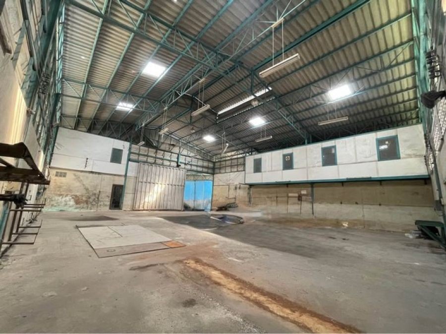 ให้เช่าโกดังออฟฟิศ และบ้านพักพนักงาน ถนนเลียบคลองเดื่อ  ตำบล บางเดื่อปทุม ถนน346   รับน้ำหนักได้ประมาณ30ตัน/ตร.ม.