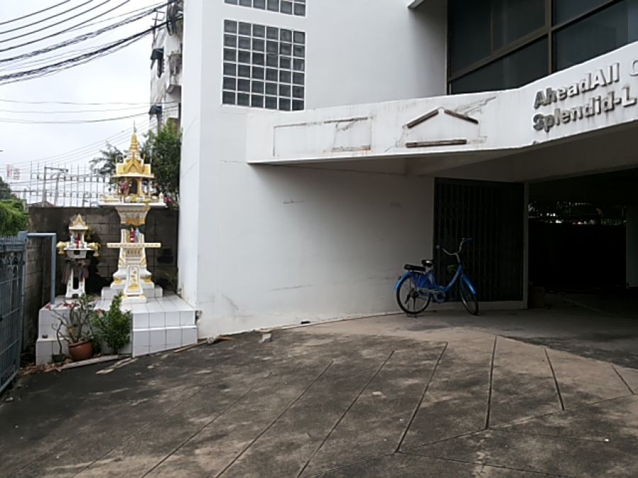 ขายอาคารสำนักงาน5ชั้น  ในซอยรัชดาภิเษก 66 แถวแยกประชานุกูล ประชาชื่น ใกล้ MRT วงค์สว่าง เข้าซอย 400 ม. ใกล้โรงพยาบาลเกษมราษฎร์ ประชาชื่น, บิ๊กซี วงศ์สว่าง