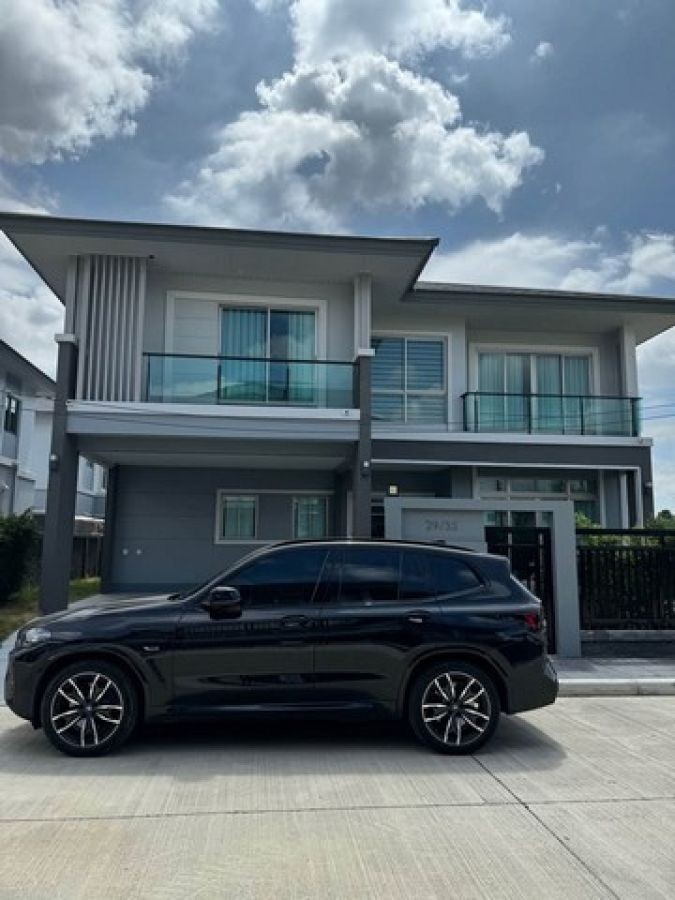 ให้เช่าบ้านถนนเลียบกาญจนาภิเษก ถนนศรีนครินทร์-ร่มเกล้า ถนนกรุงเทพกรีฑา ถนนร่มเกล้า มอเตอร์เวย์  หลังมุม The Palm krungthep kreetha wongwaen