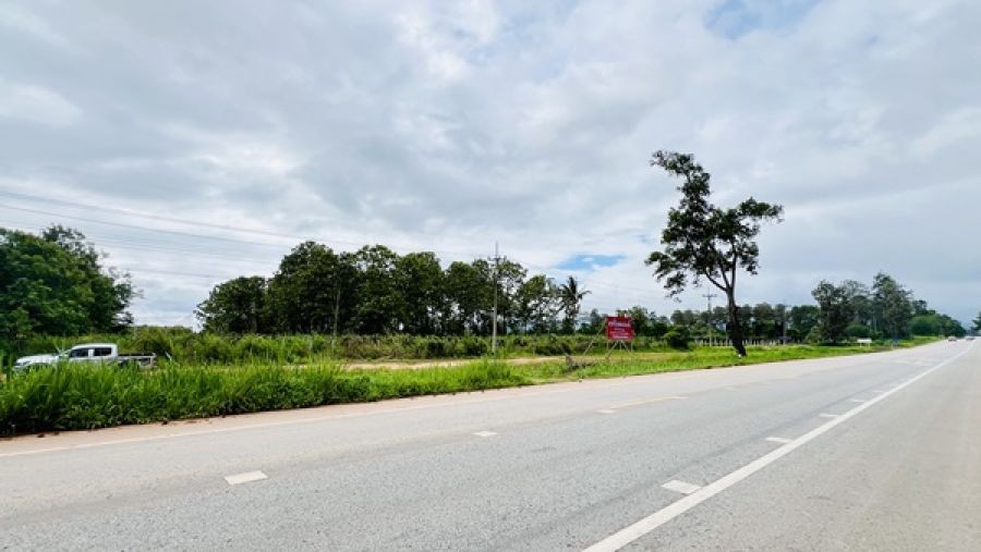 ขายที่ดิน อำเภอภูเรือ จังหวัดเลย 21 ไร่ 3 งาน 15 ตร.ว. ติดถนนทางหลวงหมายเลข 21 โทร 094-9154199