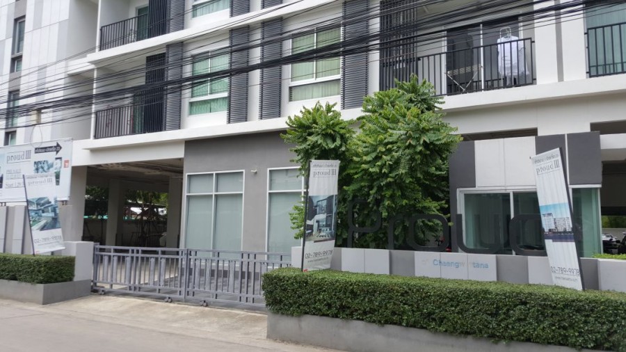 Sell Proud Condominium One Bedroom with Nice Deco Furniture Opposite Central Changwattana                                                                                       Proud Condominium Changwattana  Opposite Central Changwattana, BTS Pink Line will be opened soon. Close to Express Way, Don Muang Airport, IMPACT MuangThong Exhibition Center.  Nice Décor one bedroom type with one living room with furniture , 35 sqm. on high floor. The condominium is well managed by Juristic person and peaceful living.  Facilities include car parking, swimming pool, gym room.  Convenient access from Changwattana Road both Soi 19 or 21 which is opposite Central Changwattana, next to BTS Pink Line (will open soon), express way, IMPACT MuangTHong Exhibition Hall  Sell 2.2 Mb. Transfer fee 50/50