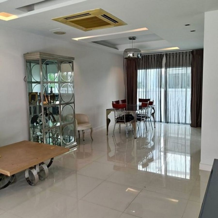 ให้เช่าทาวโฮม3ชั้น  ไกล้ Central Eastville ใกล้ Lotus และHomePro  ม. ภณาสิริ เรสซิเดนซ์ เกษตร-นวมินทร์