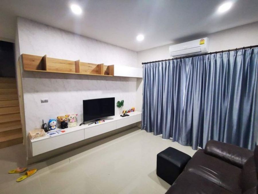 ขายบ้านเดี่ยวโครงการเพอร์เฟคเพลส 4 ราชพฤกษ์    ใกล้ รถไฟฟ้า สายสีม่วง สถานีบางรักน้อย ใกล้ Central Westgate