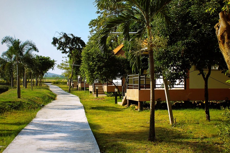 ขายไอยเรศ  รีสอร์ทพร้อมสวนผลไม้ อ.วังม่วง จ.สระบุรี พื้นที่180 ไร่