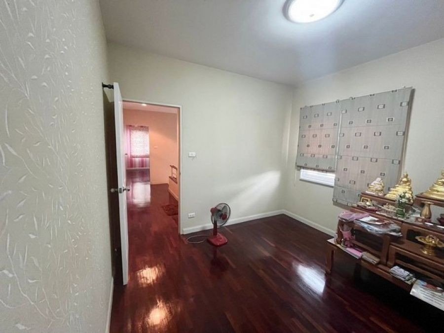 ให้เช่าบ้านเดี่ยว  หมู่บ้านสัมมากร พระราม 5 - นครอินทร์ ใกล้ตลาดพระราม5 และโรงเรียนอนุบาลเด่นหล้า