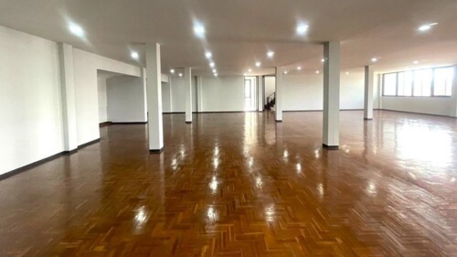 ขาย/ให้เช่า อาคารสำนักงานปรับปรุงใหม่ บนถนนดอนจั่น ใกล้โรงเรียนวารี จ.เชียงใหม่