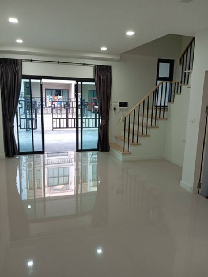 ให้เช่าโฮมออฟฟิศ 3 ชั้น อิเธอร์นิตี้ ทาวน์ พริมโรส วัชรพล  สุขาภิบาล5 ใกล้ทางด่วนรามอินทรา-อาจณรงค์