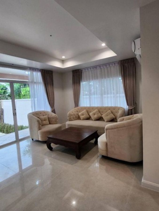 ให้เช่าบ้าน บ้านหลังมุม ใกล้เดอะมอล์ลบางแค  ในโครงการปริญญดาวงแหวนสาทร  อยู่ต้นโครงการ พร้อมอยู่