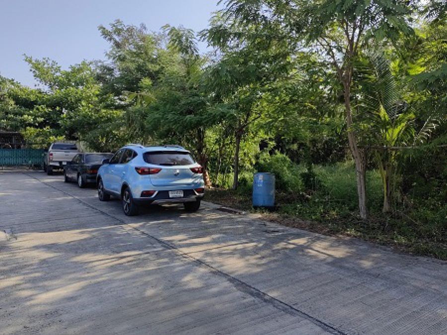 ขายที่ดิน 3-2-96  ไร่ ถนนพุทธมณฑล สาย4 ในซอย มบ.ปาริชาติ (ซอยกระทุ่มล้ม1) สามพราน