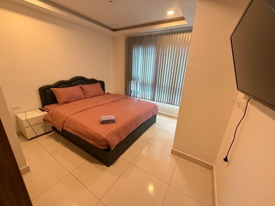 ขายต่ำกว่าราคาประเมิน คอนโด Arcadia Beach Resort 2 ห้องนอน 2 ห้องน้ำ ราคาพิเศษ ชั้น 8 ห้องริม เฟอร์นิเจอร์ครบ ใกล้วอร์คกิ้งสตรีท โทร.061-3659624