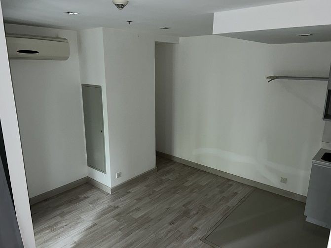 Sell IDEO MOBI Rama9 Condo near MRT Rama9 and Airport Link Makkasan