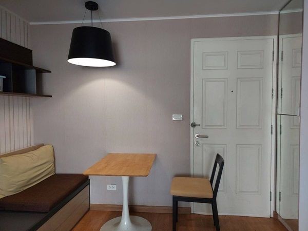 ขาย คอนโด ยูดีไลท์ แอท ห้วยขวาง สเตชั่น ตึก C ชั้น 18 ทิศตะวันออก ชั้นสูง วิวสวย ลมเย็น ไม่โดนแดดบ่าย โทร 0832987799