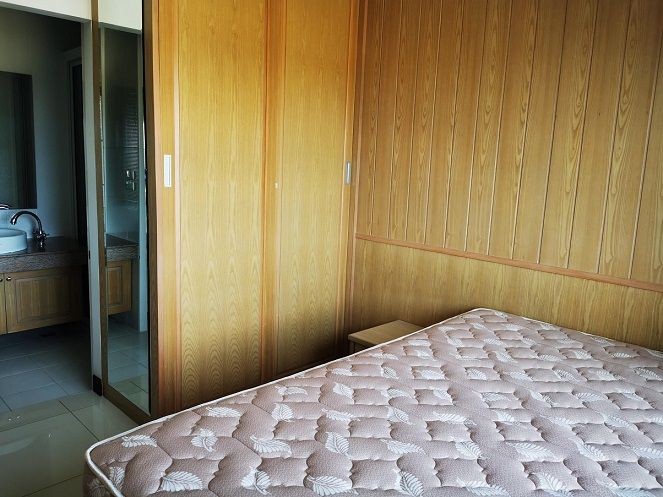 ขายวรัญญา เอ็กซํเซ็คคิวทิฟ คอนโดมิเนียม ตกแต่งพร้อม ชั้น5 เห็นทะเลริมหาดแสงจันทร์