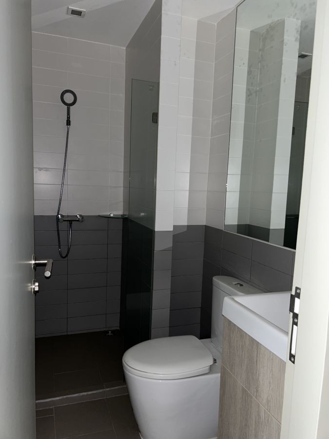 Sell IDEO MOBI Rama9 Condo near MRT Rama9 and Airport Link Makkasan