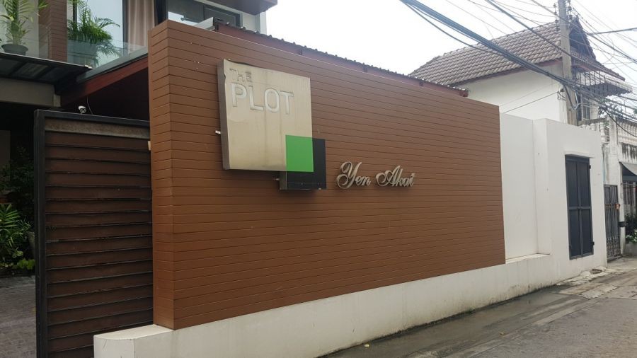 ขายบ้านแฝด The Plot Yen-Akat  36 ตรว. 3 ชั้น ซอยเย็นอากาศ 2