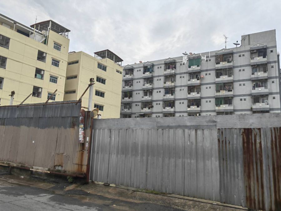 ขายที่ดิน 318 ตรว. ในซอยลาดพร้าว 87แยก6 ใกล้ MRTลาดพร้าว83 ใกล้ห้างอิมพีเรียลลาดพร้าว  เซ็นทรัลอีสวิวล์